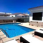 Con Piscinas Privadas Junto Al Mar *