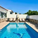 Con Piscinas Privadas Junto Al Mar Dom wakacyjny *