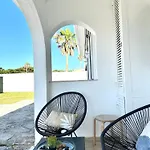 Dom wakacyjny Con Piscinas Privadas Junto Al Mar *