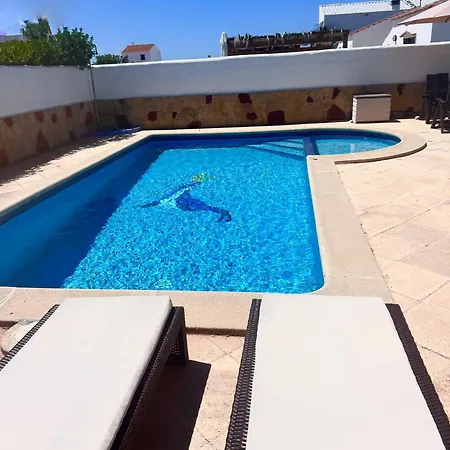 Con Piscinas Privadas Junto Al Mar *