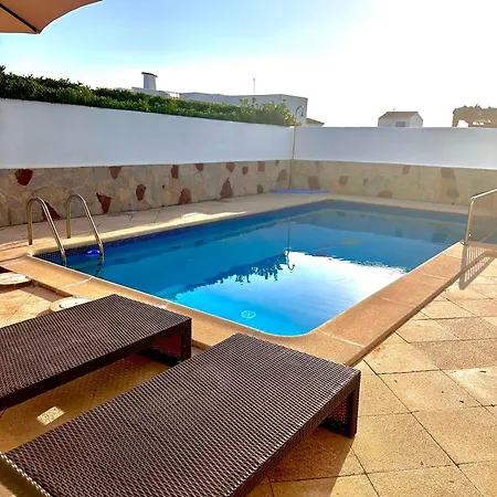 Holiday home Con Piscinas Privadas Junto Al Mar *