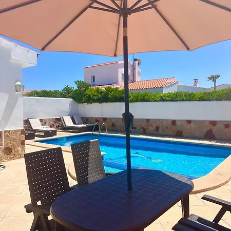 Holiday home Con Piscinas Privadas Junto Al Mar *