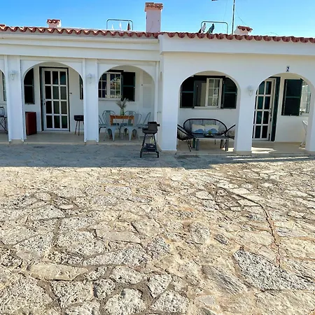 Con Piscinas Privadas Junto Al Mar