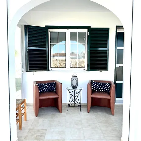 Con Piscinas Privadas Junto Al Mar