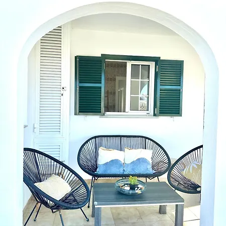 Con Piscinas Privadas Junto Al Mar Holiday home *