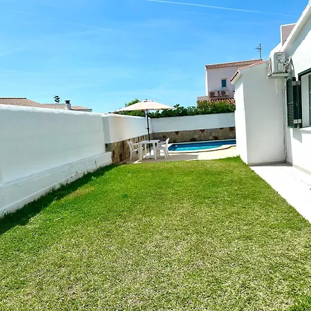Con Piscinas Privadas Junto Al Mar Cala'N Bosch (Menorca)