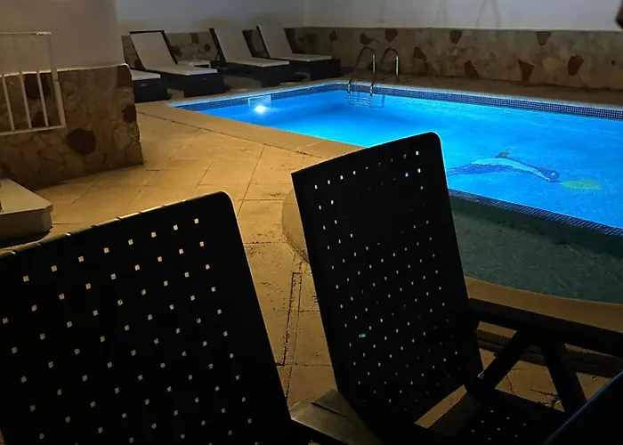 Con Piscinas Privadas Junto Al Mar *